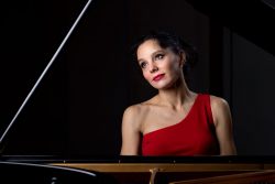 Pianistes Diānas Zandbergas koncertprogramma PATIESĪBA