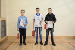 Dambretistiem veiksmīgs starts starptautiskās sacensībās