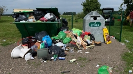 Par šķiroto atkritumu konteineriem Liepupē